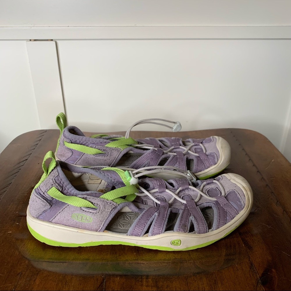 KEEN Waterproof hiking sandal